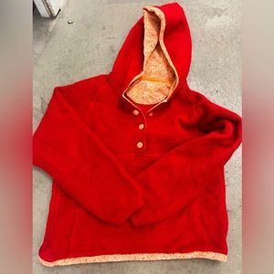 Outdoor Voices Red MegaFleece 1/2 snap - Women’s Small